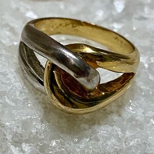 Elegant Gold and Silver Women's Ring size 9